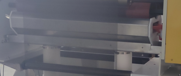 在線式等離子表面處理機.png